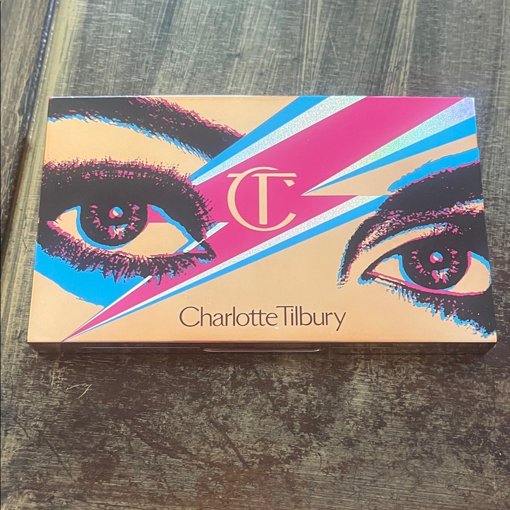 Charlotte Tilbury Eyeshadow Palette - Pink & Blue Graphic